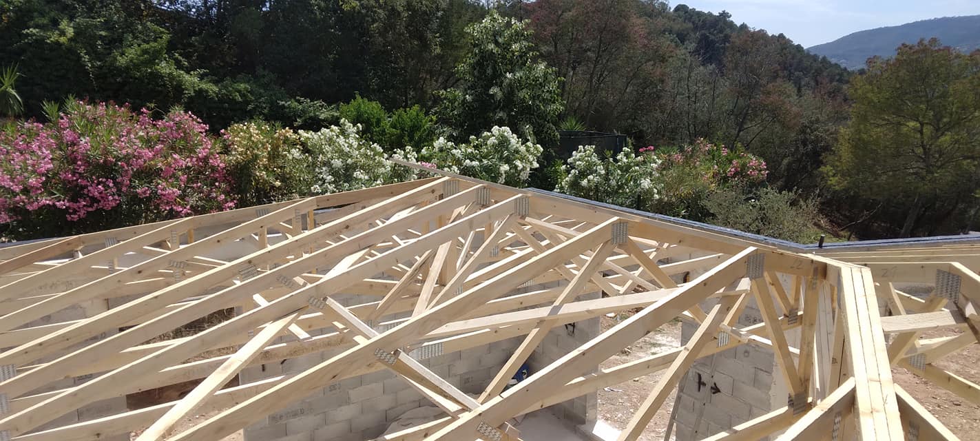 Couverture Pegomas toiture la société